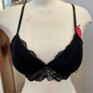 NWT Marilyn Monroe black lace bralette size  XL